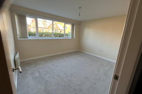 Ashfield Road, Cheadle, SK8 1BU photo 4