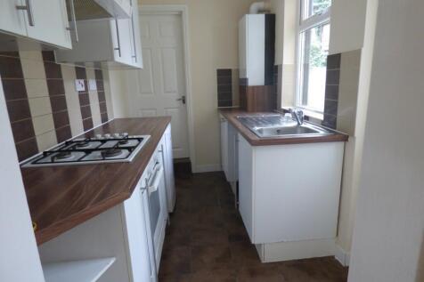 St Saviours Crescent, Luton photo 5