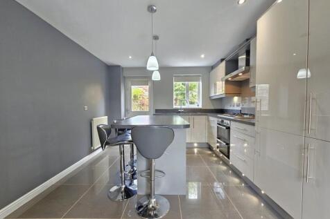 South Meadow Road, St. Crispin, Northampton NN5 photo 4