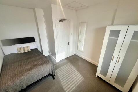 Room 6.1.jpg