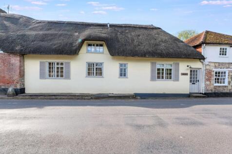 Papillon, Houghton Road, Stockbridge, SO20 6LE