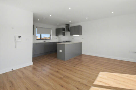 10.KITCHEN.JPG