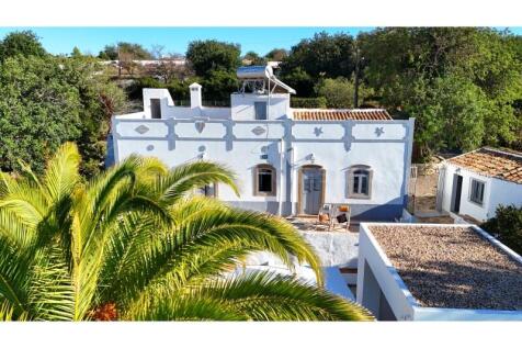 Almancil Fully Renovated 5 Bed Villa For Sale (34)
