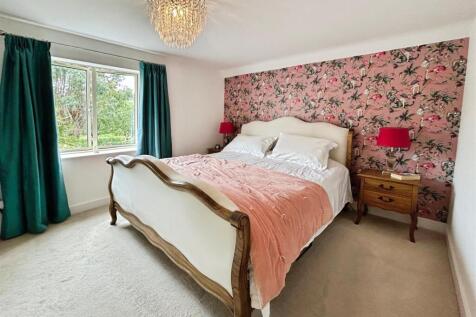 4e242646-3-45CB-80C0-689FA857D141-5895-00000342454