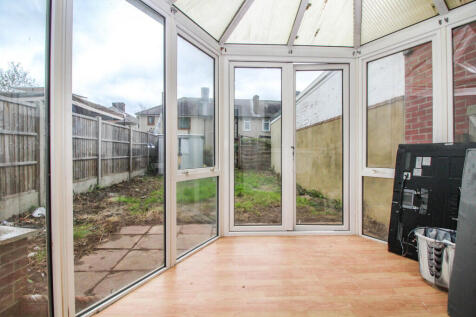 1024px.2395933__1682696149-4135-Conservatory