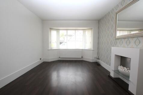 Toft Close, Saltney, Chester photo 3