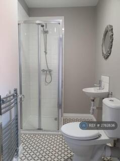 Room 3 Ensuite