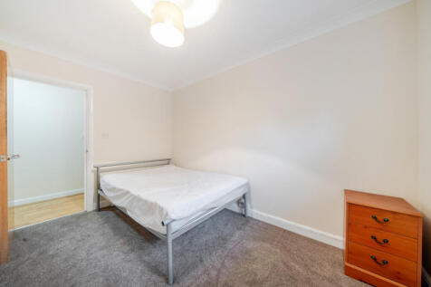 1382563-6-691c605...