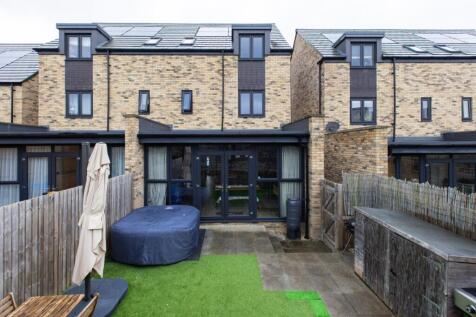 16 Old Pump House Close-30.jpg