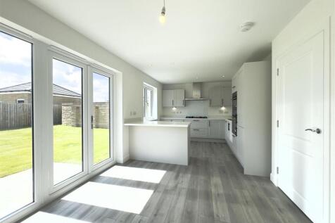 Kitchen/Family Dining Room