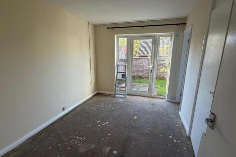 Ash Close, Yate, Bristol photo 3