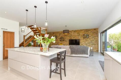 Kitchen/Family Room