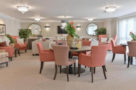 Owners Lounge 2.jpg
