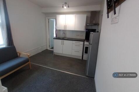 Kitchen /Lounge