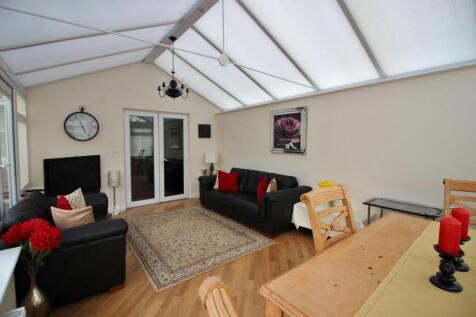 7 - Conservatory.jpg