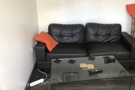 1-bed flat on Derby Road, Loughborough, £975/mo