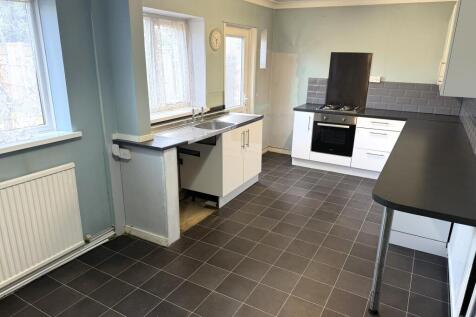 Pulborough Avenue, Eastbourne, East Sussex photo 3
