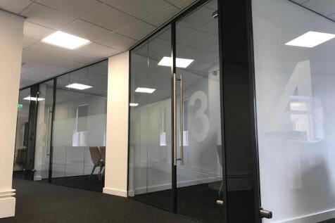 Office to rent Image 4