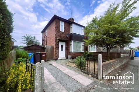 3 bedroom semi detached property for sale