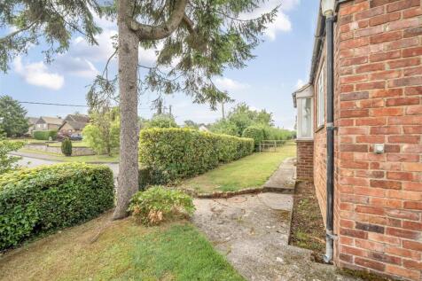 28 High Street, Astcote