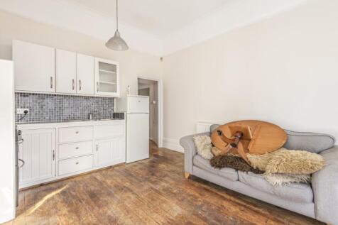 Overstone Road, Hammersmith, London, W6 photo 2