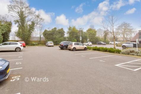 Driveway/Parking