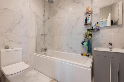 Oystergate Apartments, Wraik Hill