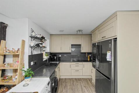 Kitchen Area.JPG