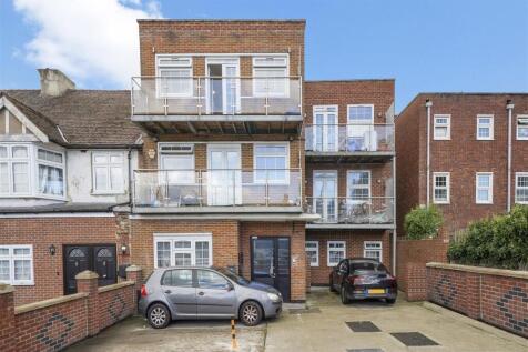 Flat 5 967 Harrow Road Wembley HA0 2SF - 007.jpg