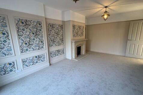 Orchard Way, Stratford-Upon-Avon, Warwickshire, CV37 photo 3