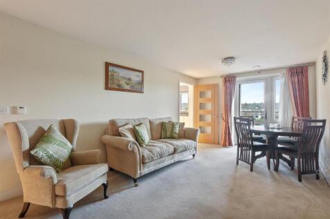 10-1235GCMCS - 21 Landmark Place - Reception 3  Or