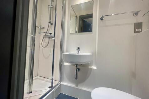 Shower room.jpg