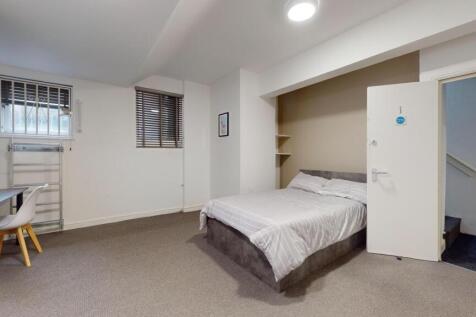Moorland Avenue, Leeds photo 5