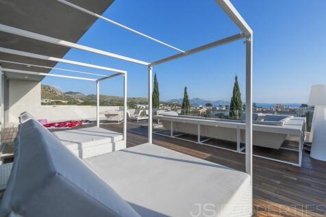 Villa in Puerto Pollensa with Tourists license