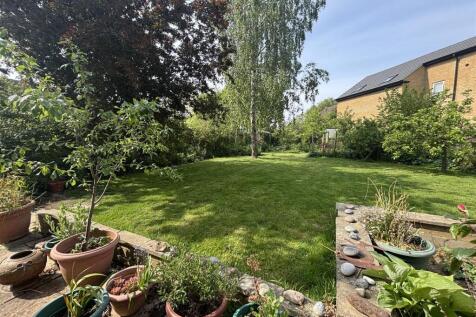 7 Craven Common garden.jpg