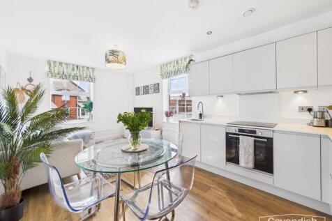 LIVING ROOM/DINING KITCHEN