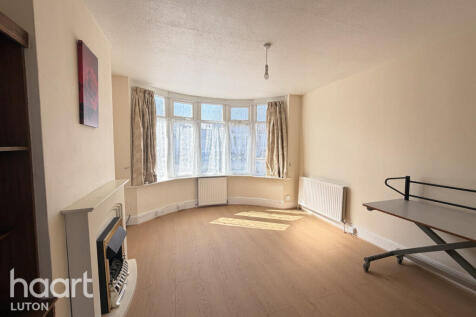 Carlton Crescent, LUTON photo 4