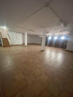 GARAGE INTERIOR