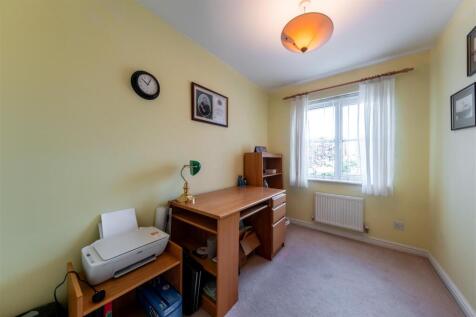 14 Trafalgar Close-024.JPG