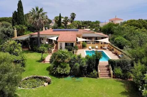 mature landscaped gardens