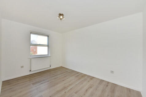 66 Edmestone Clos...