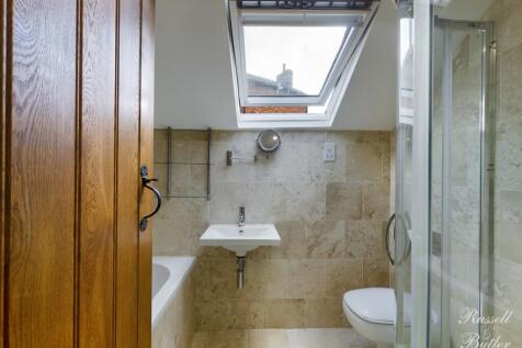 CAM00829P1-PR0110-STILL10