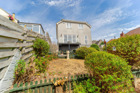 4 Bedroom Detached for Sale
