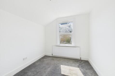 CAM03151G0-PR0042-STILL004