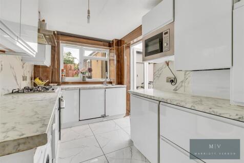 Nicholas Road 22 MV-5.jpg