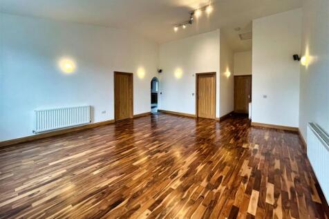 Living Area (1).jpg