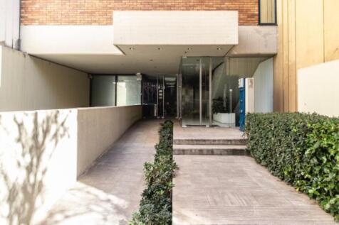 Building Entrance (Large)