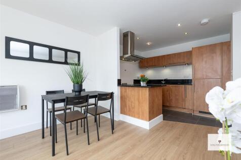 Regents Park Road 10@208-005 HR - HPA.jpg