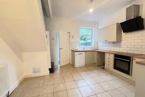 Bow Street, Cudworth photo 3