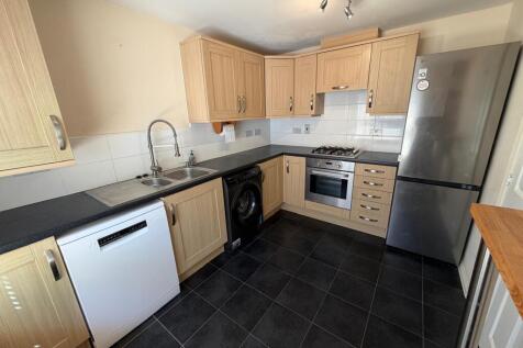 Halifax Road, Cambourne, Cambridgeshire photo 3